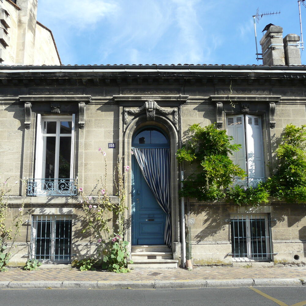 Façade d'échoppe fin XIX siècle, Rue Camille-Godard. Bordeaux