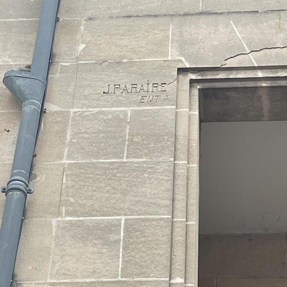 Signature de J.Pareire entrepreneur et proprietaire de cette maison, R. Téoule. architecte, 1936.