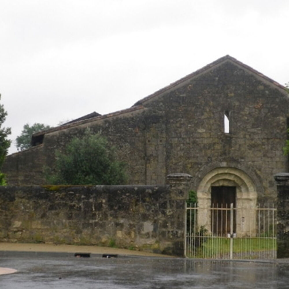 Façade principale de l'église