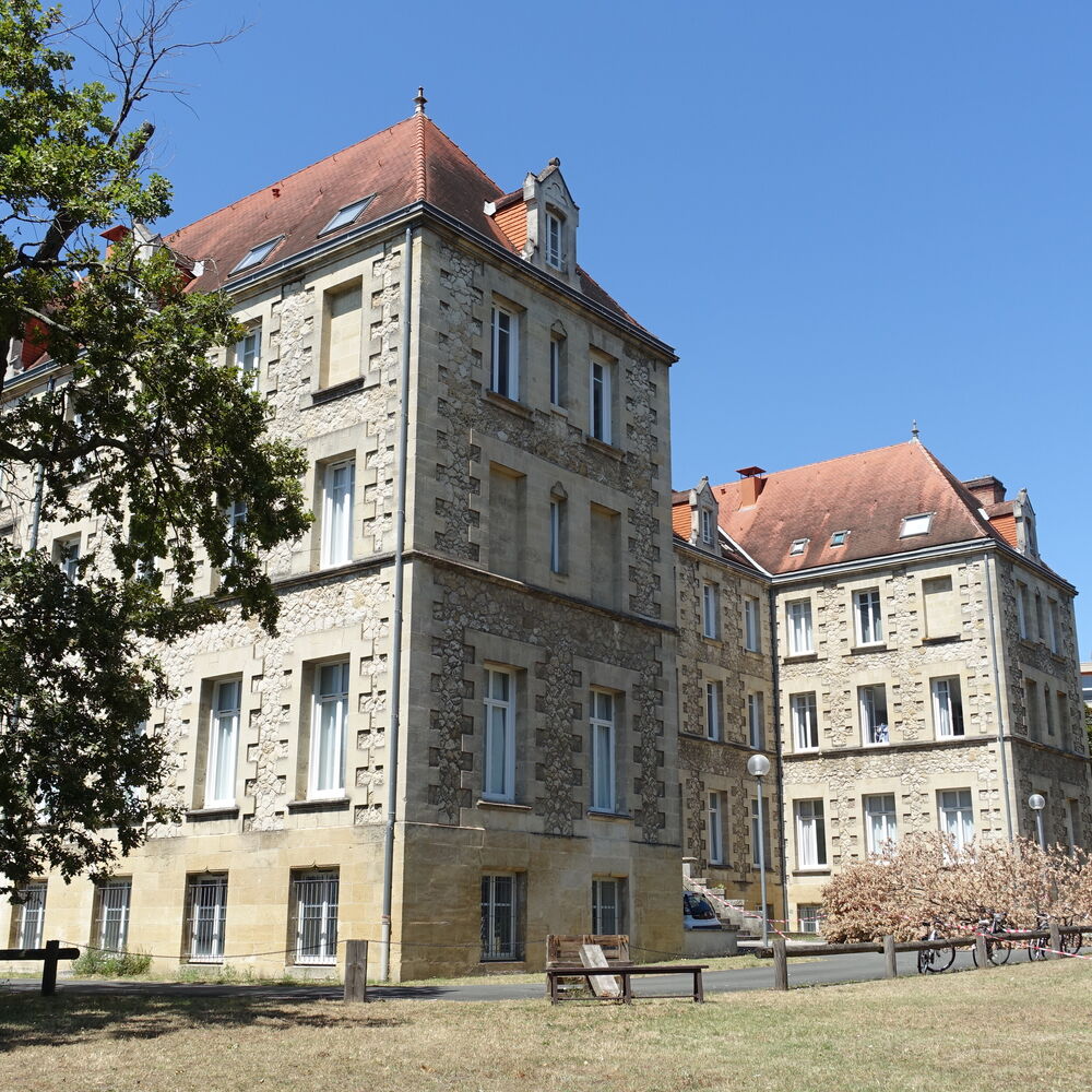 Façades des ailes arrières du couvent