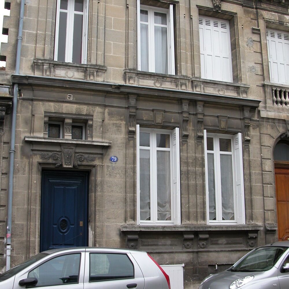 Vue de la façade de la maison sise n°79