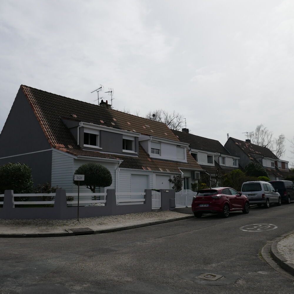 Maison jumelée dans l'un des îlots sud.