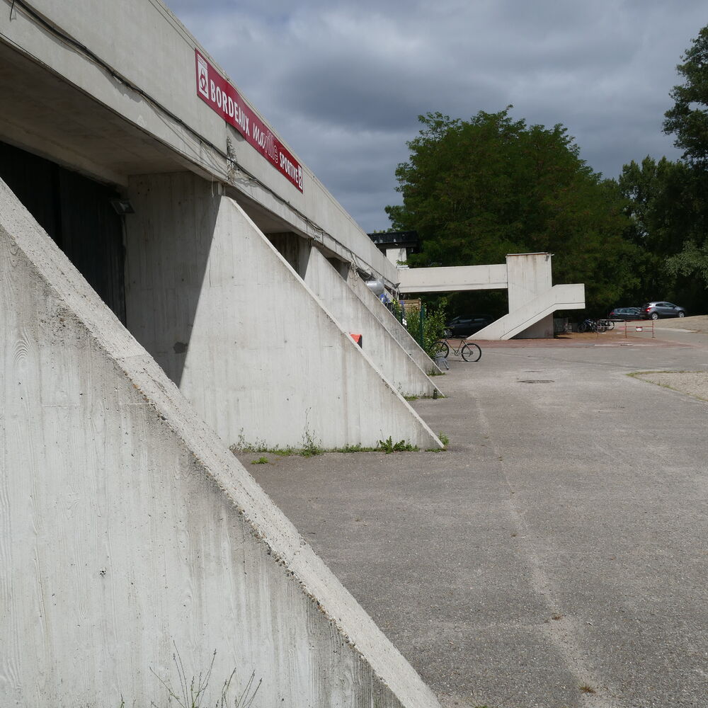 Entrée des garages à bateaux.