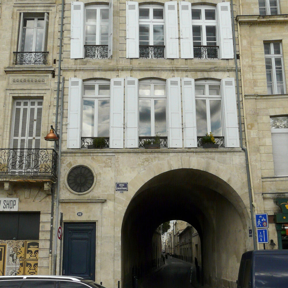 Vue générale du passage depuis le quai des Chartrons