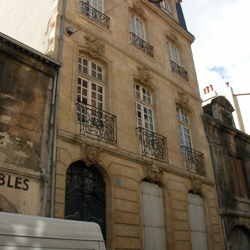 façade sur rue