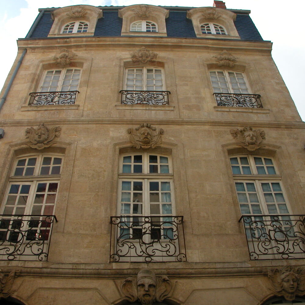 Façade sur rue