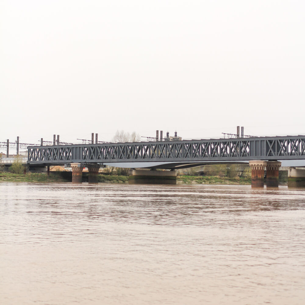 La passerelle depuis la Garonne