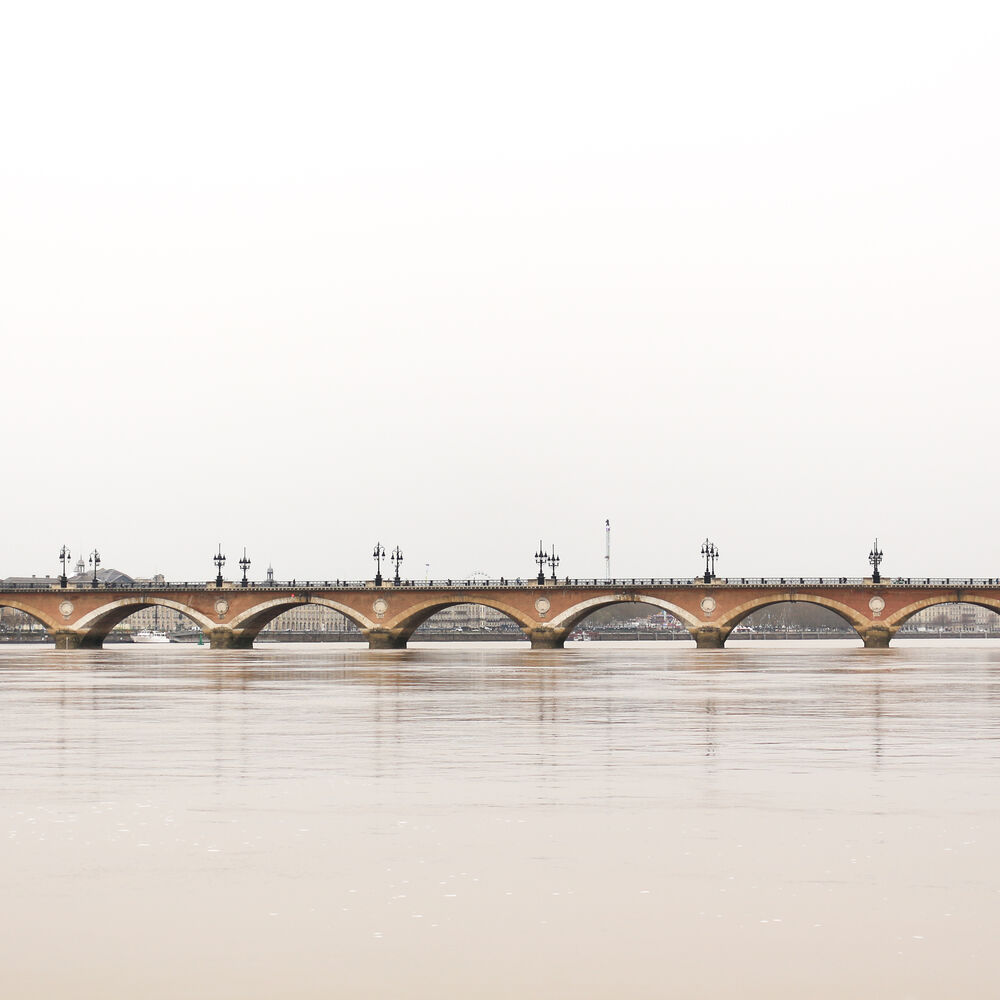 Le pont depuis la Garonne