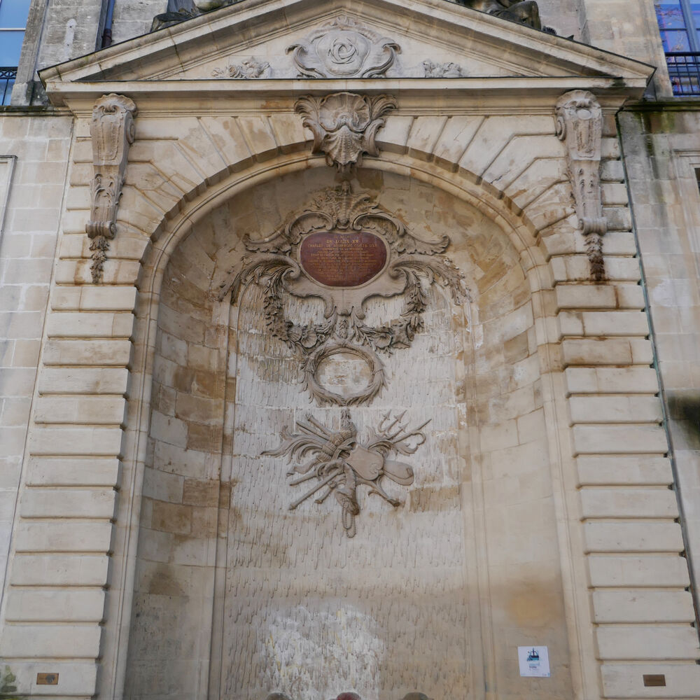 Vue depuis la place Saint-Projet