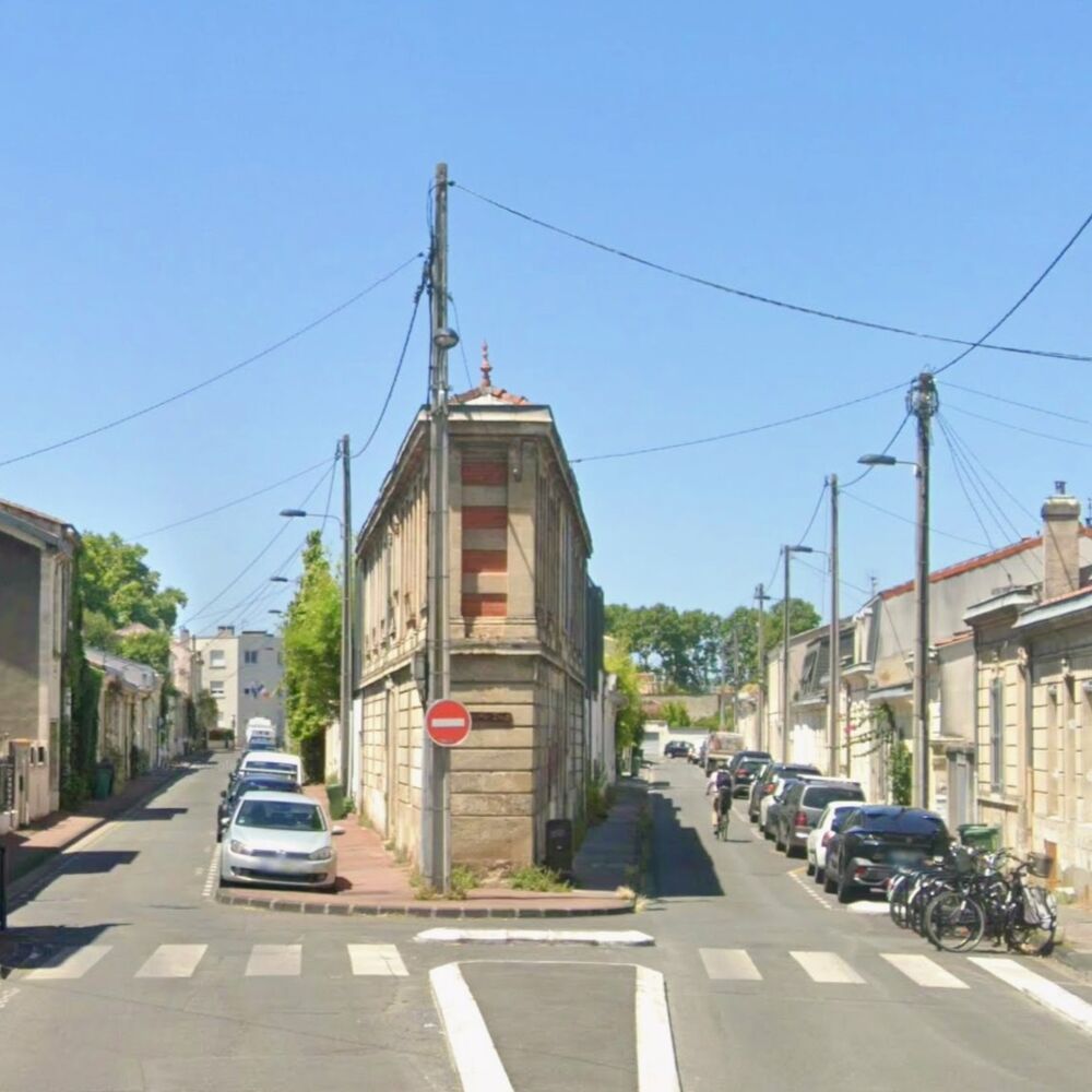 Vue du pignon de l'immeuble depuis la rue Berruer.