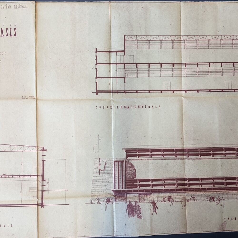 Coupes et élévation des gymnases par les architectes Robert et Jacques Touzin en 1954.