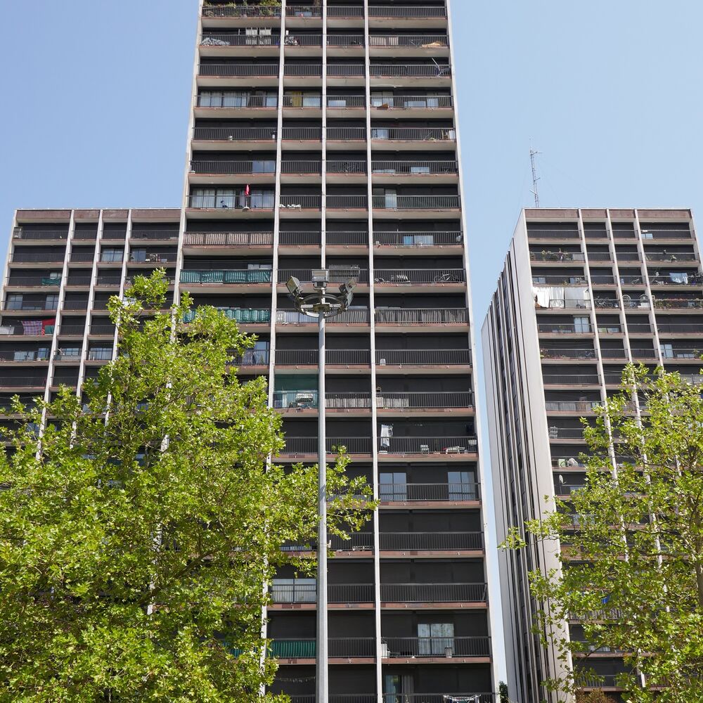 Les façades ouest des tours centrales.