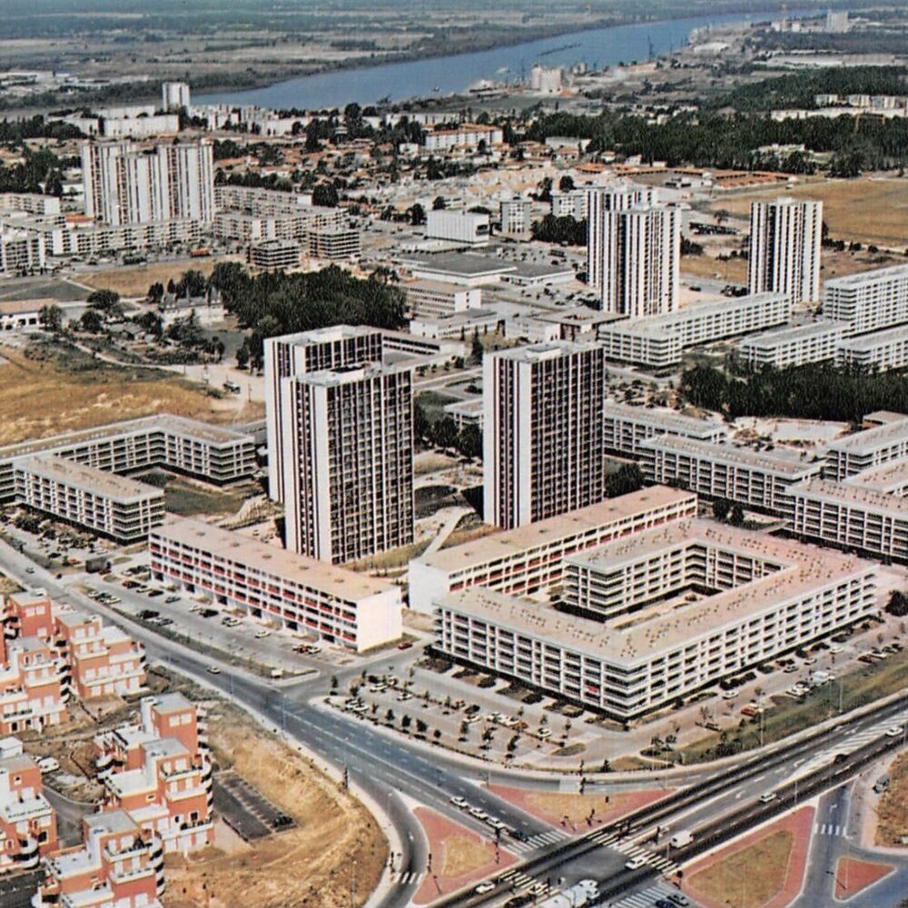 Le secteur de Génicart à Lormont par les architectes Jean Fayeton et Francisque Perrier (1968-1975).
