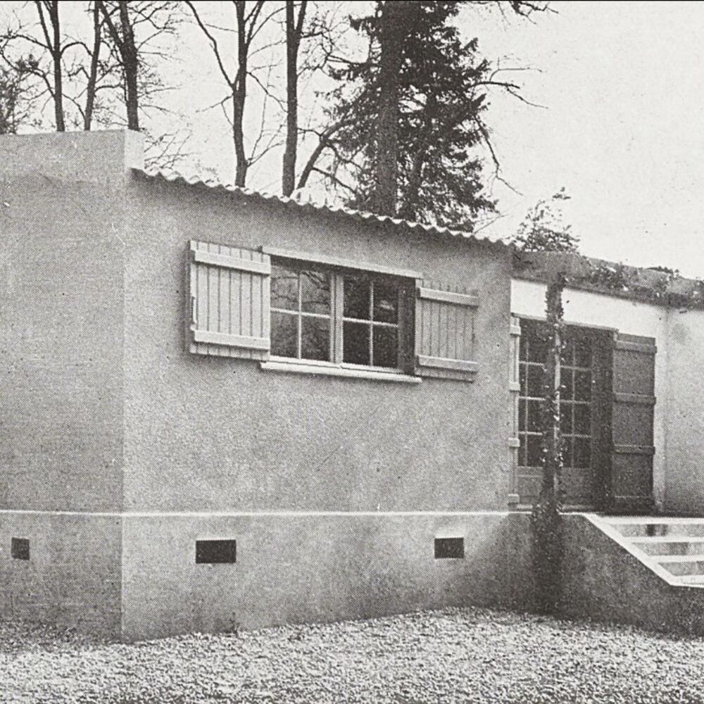 Photographie d'un des logements parue dans l'Architecture d'Aujourd'hui en 1953.