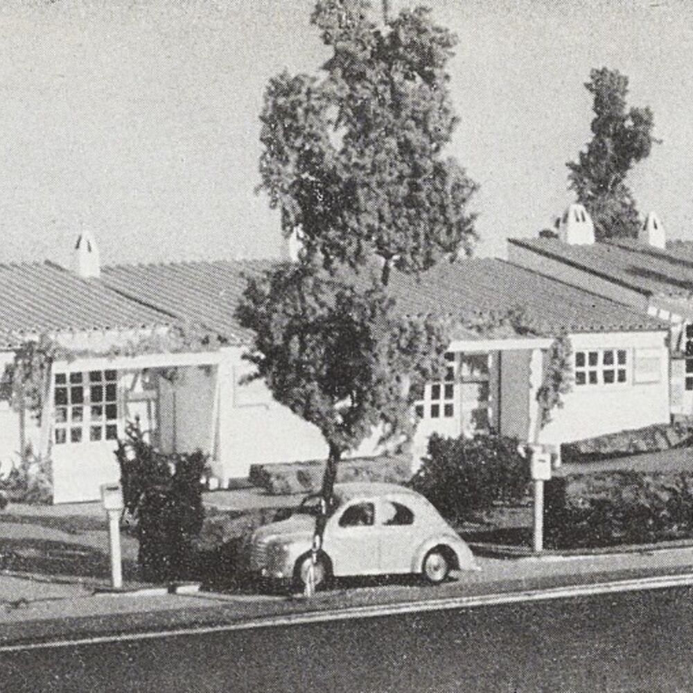 Photographie de la maquette parue dans l'Architecture d'Aujourd'hui en 1953.