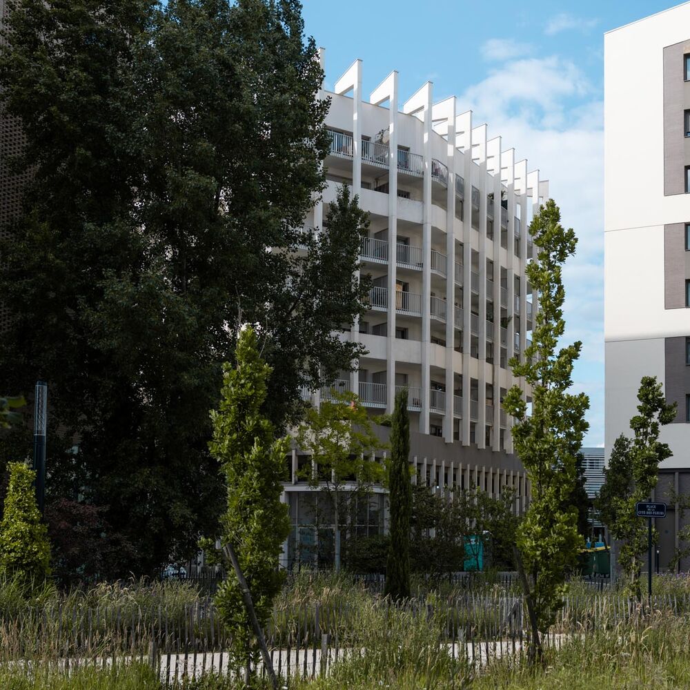 Place de la Cité des Fleurs 