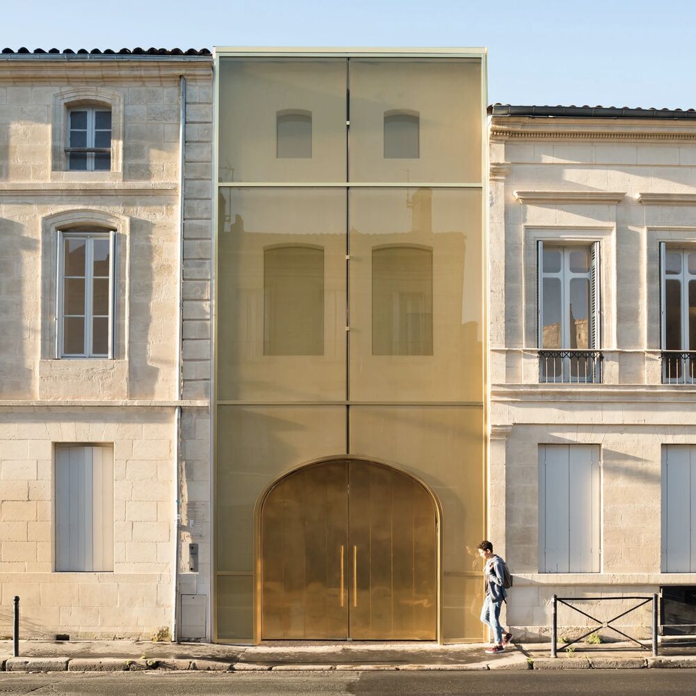 Façade de la résidence Jean Anouilh au 89, cours Aristide-Briand.