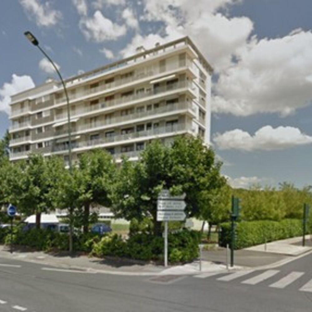 Vue en angle quai de la Souy et rue Jules Guesde 