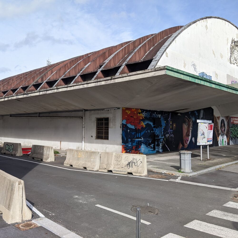 Vue d'ensemble depuis l'avenue Thiers.