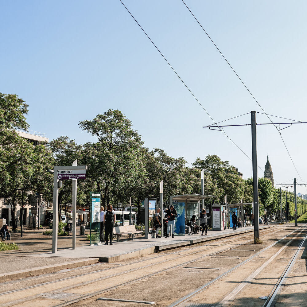 Nouvel aménagement de la place Stalingrad, 2025