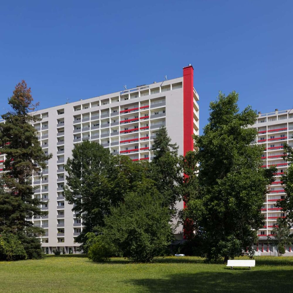 Les immeubles de la résidence Voltaire et leurs nouvelles couleurs, juin 2020.