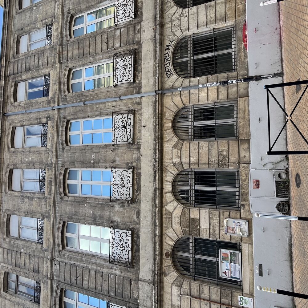 Façade en pierre du XIXe