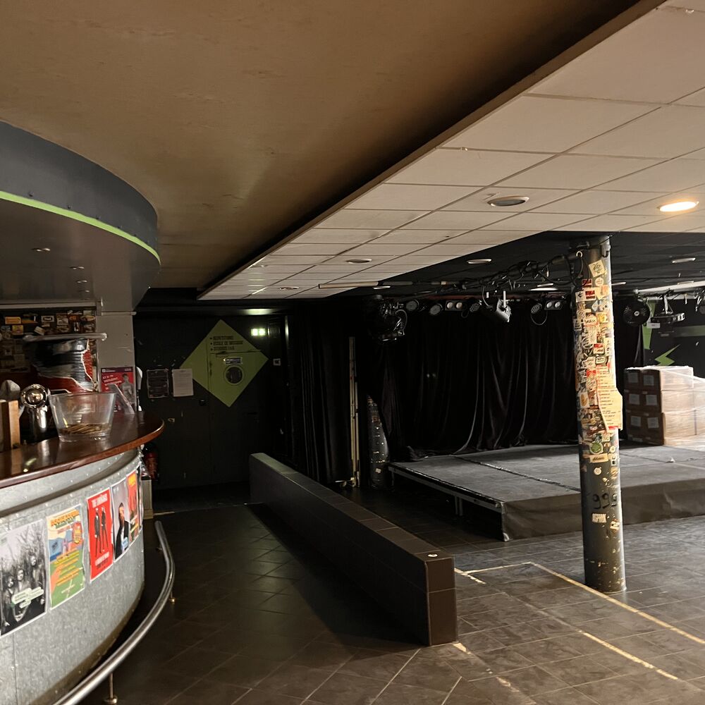 Intérieur de la Rock School