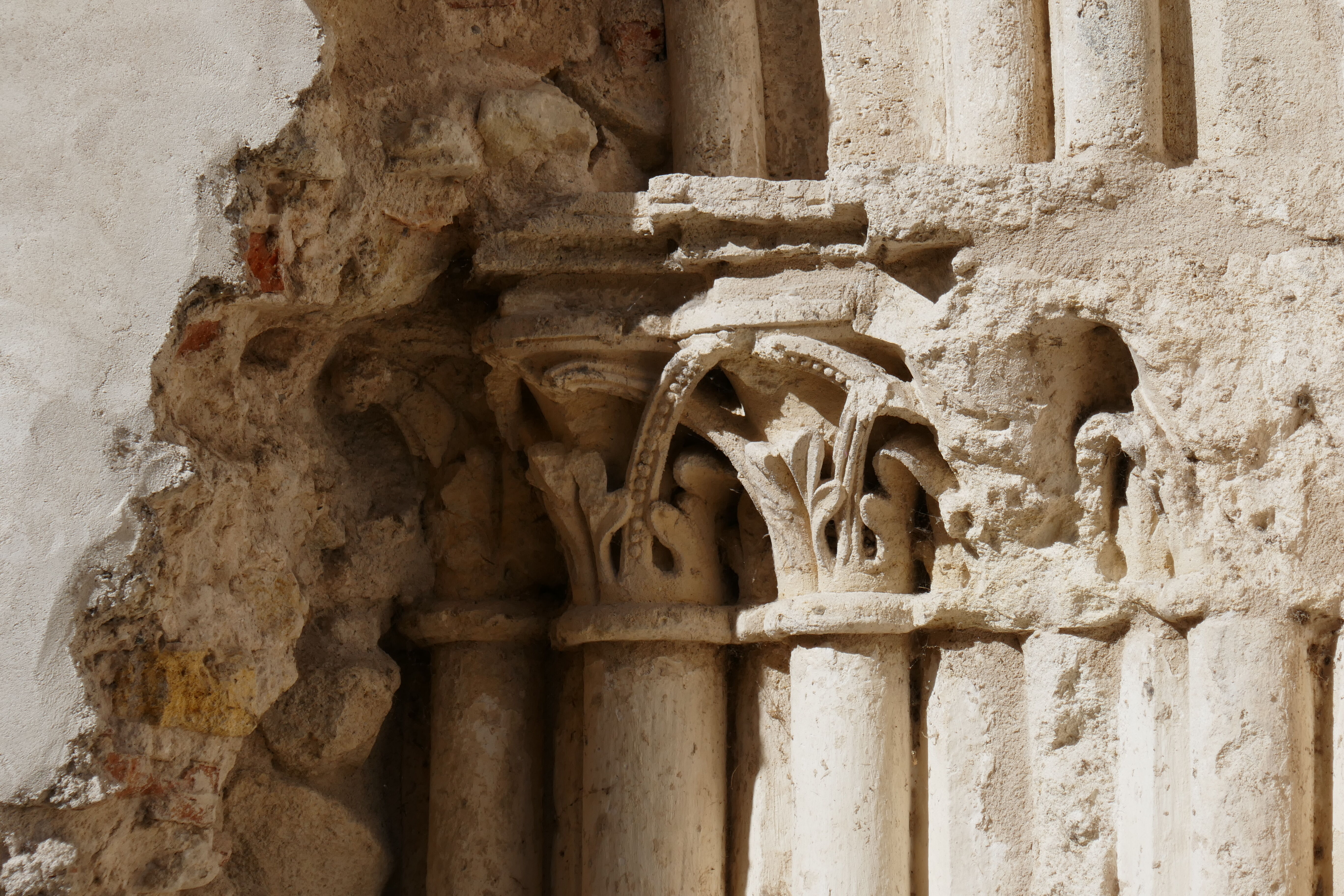 détail des chapiteaux de l'ancien logis, 2022_FG