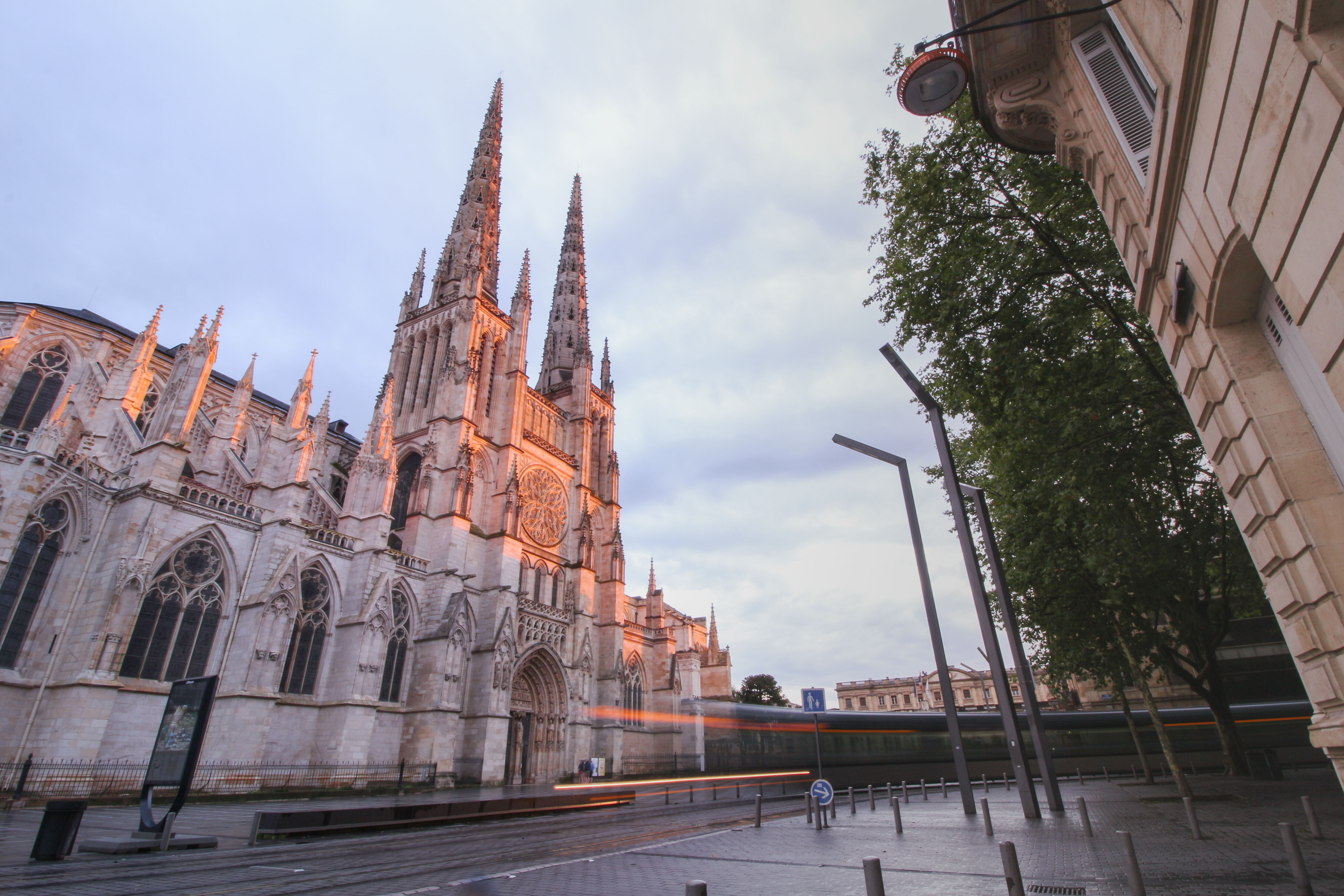 façade nord, vue depuis la place Pey Perland, 2018_AP