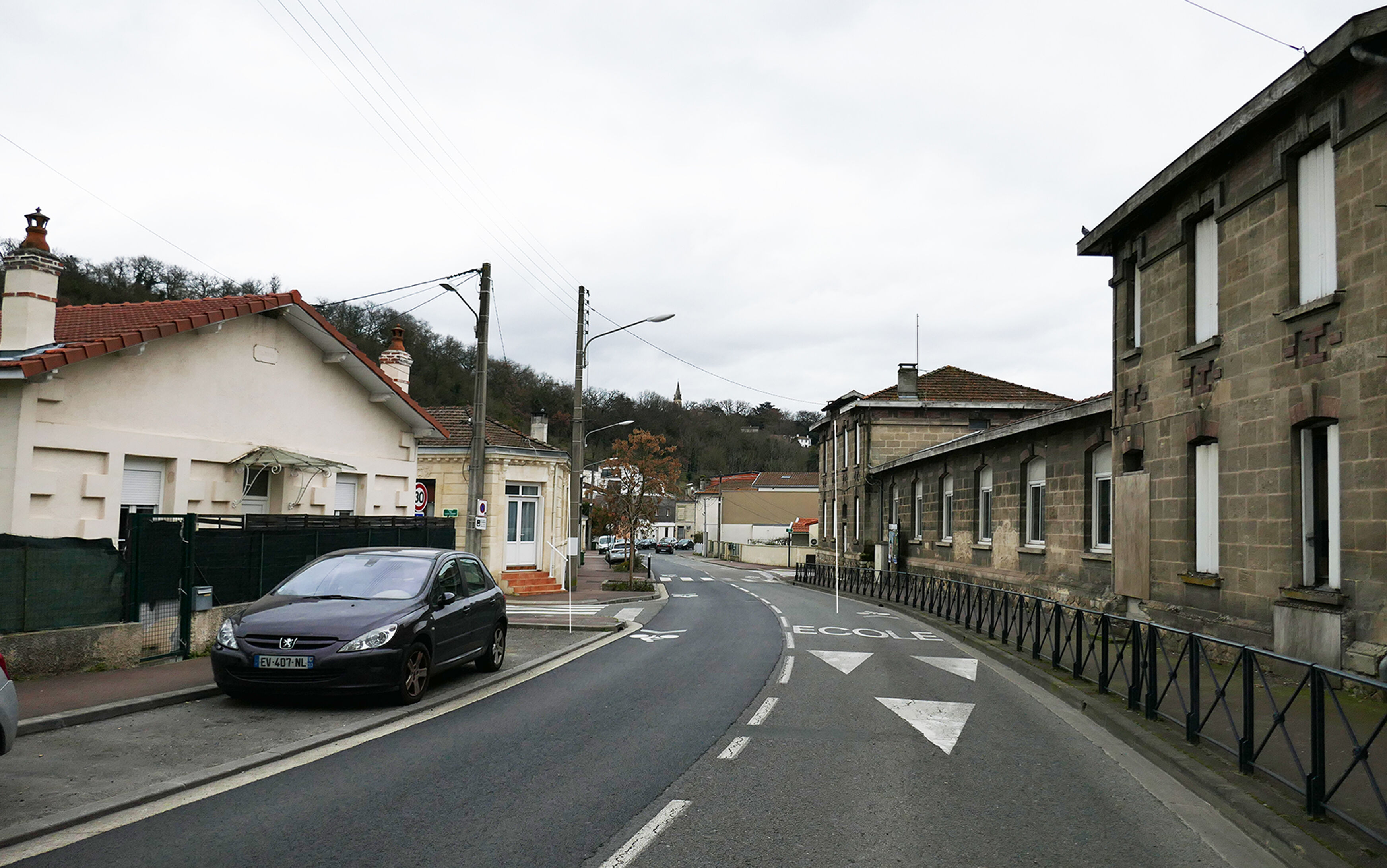  Cours Victor-Hugo, école Camille Maumey Cenon, en 2023