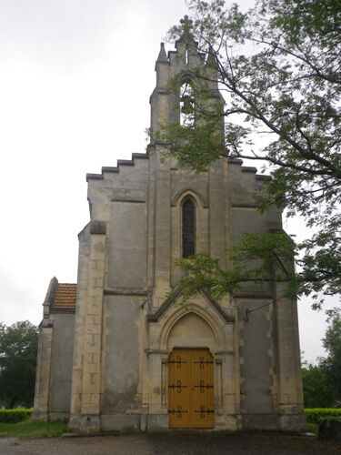 Façade principale de l'église 