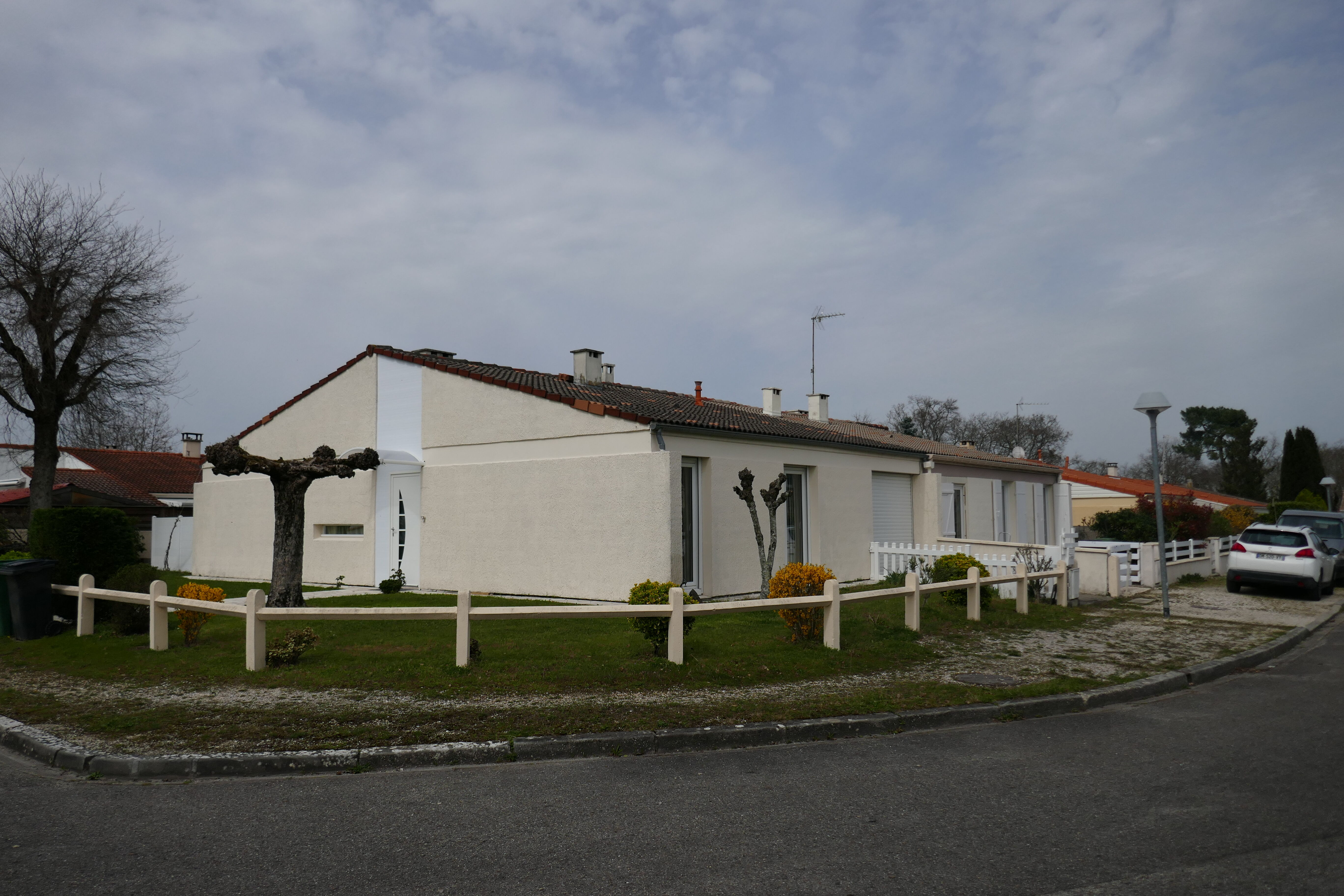 Maison jumelée dans l'un des îlots sud.