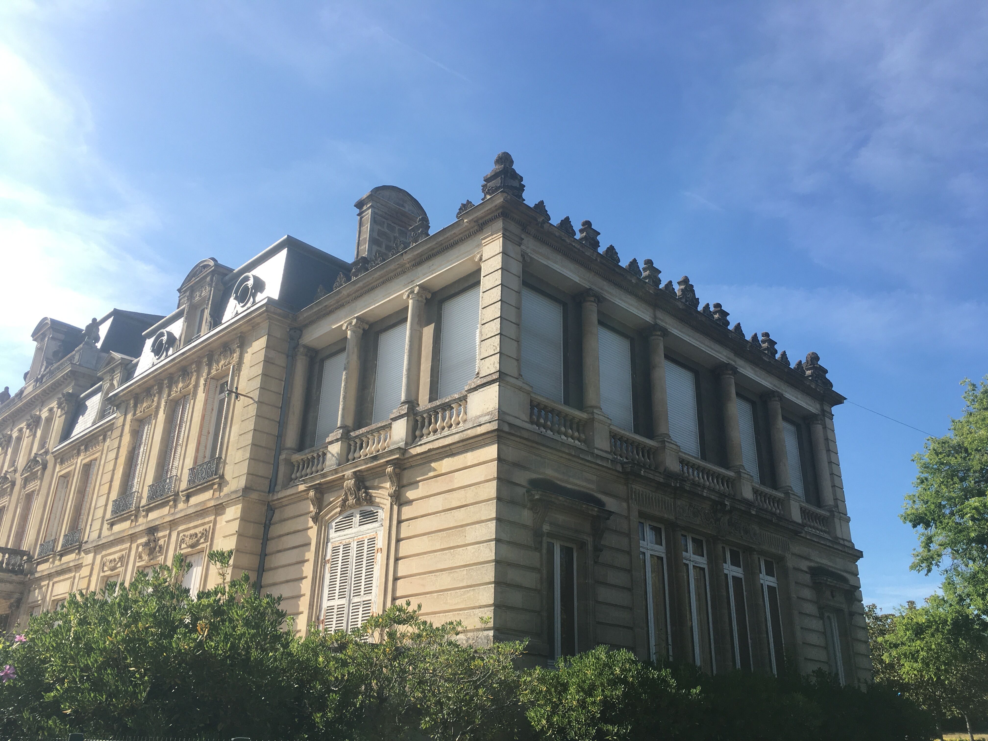 Vue de l'extrémité est du château