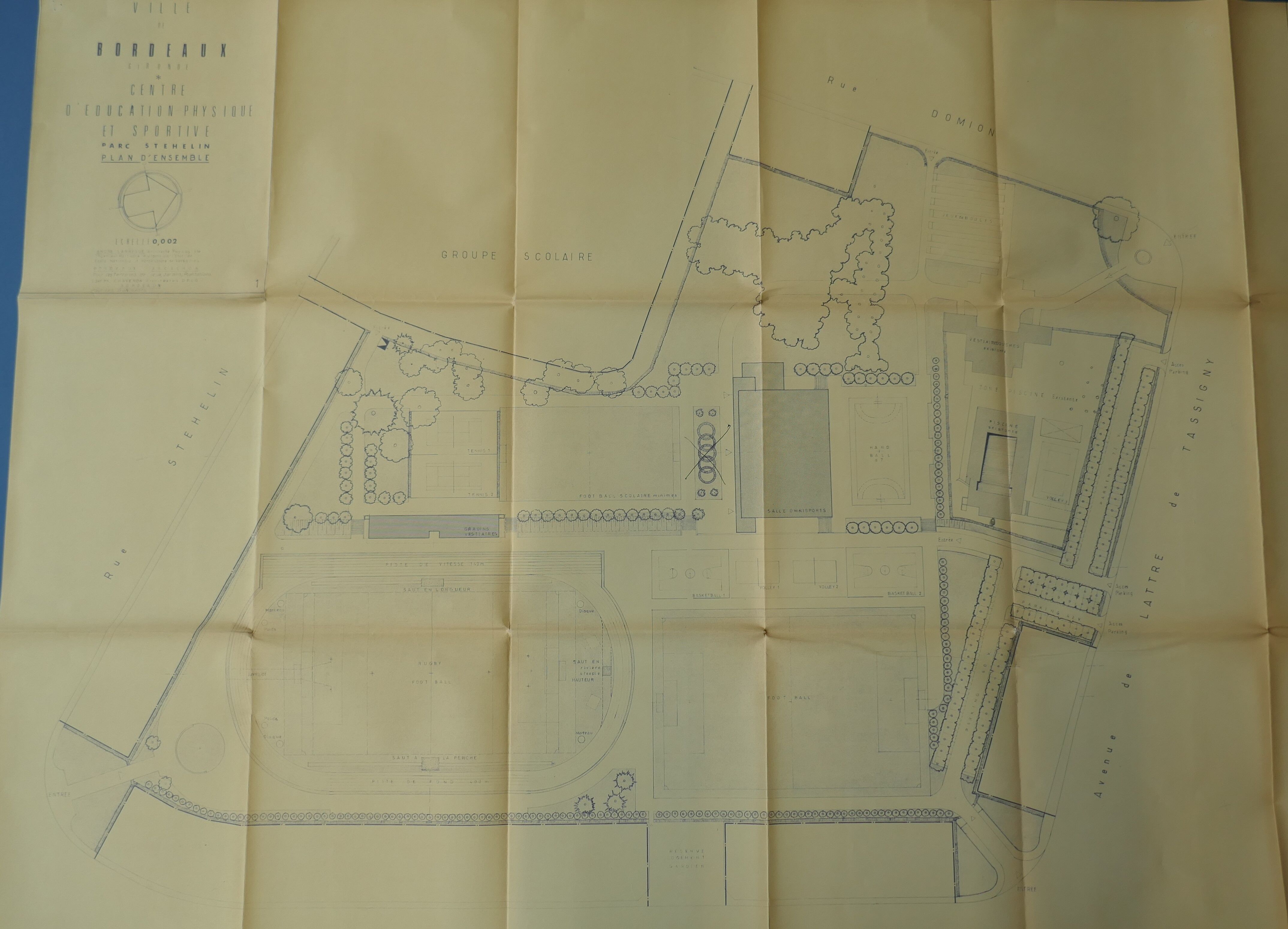 Plan de masse du parc des sports Stéhelin par l'architecte-paysagiste André Larrègue, 1967.