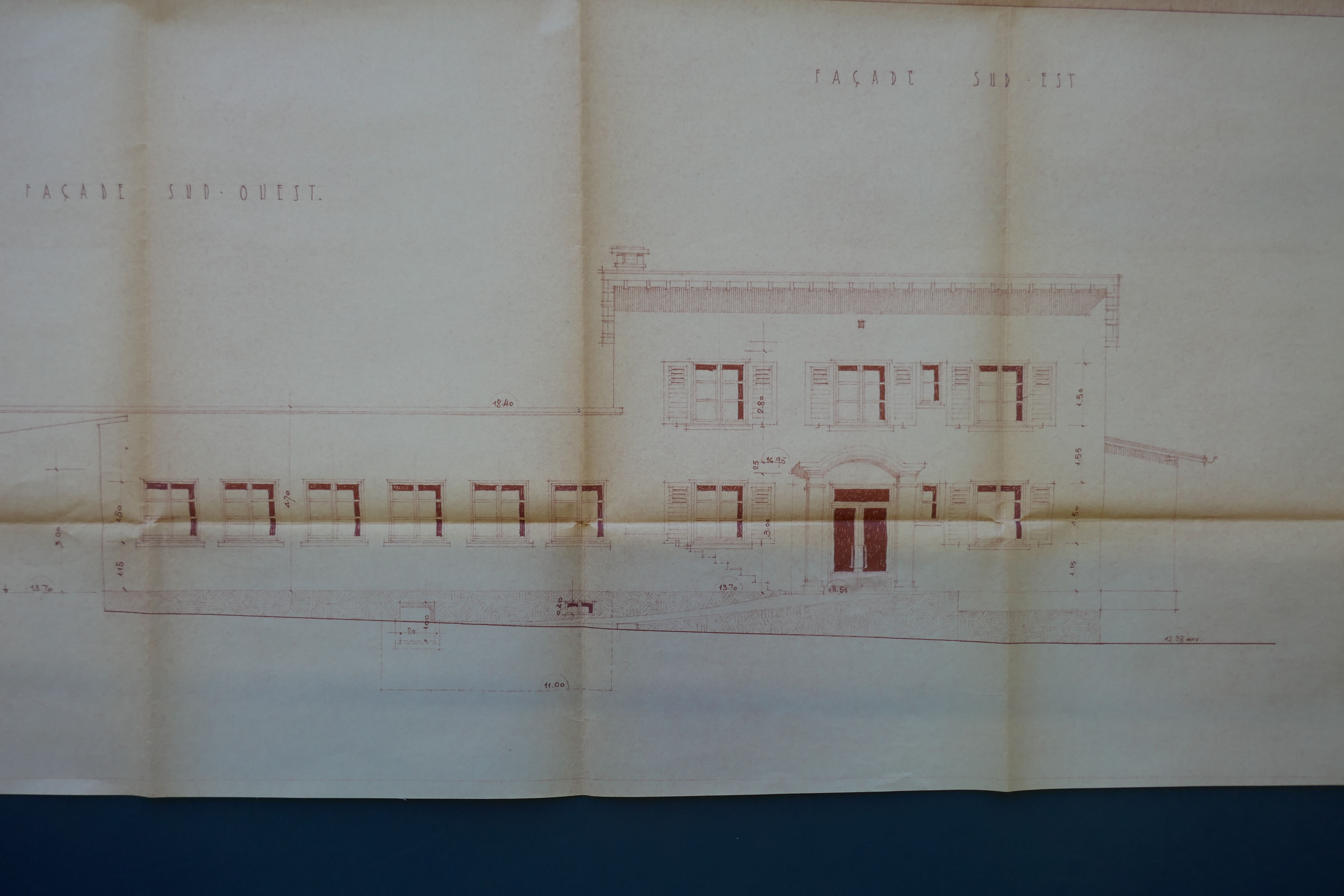Élévation principale de la crèche par l'architecte Maurice Métraux en 1952.