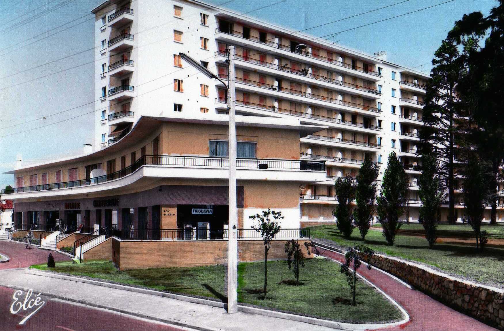 La résidence Poincaré peu après sa construction en 1962.