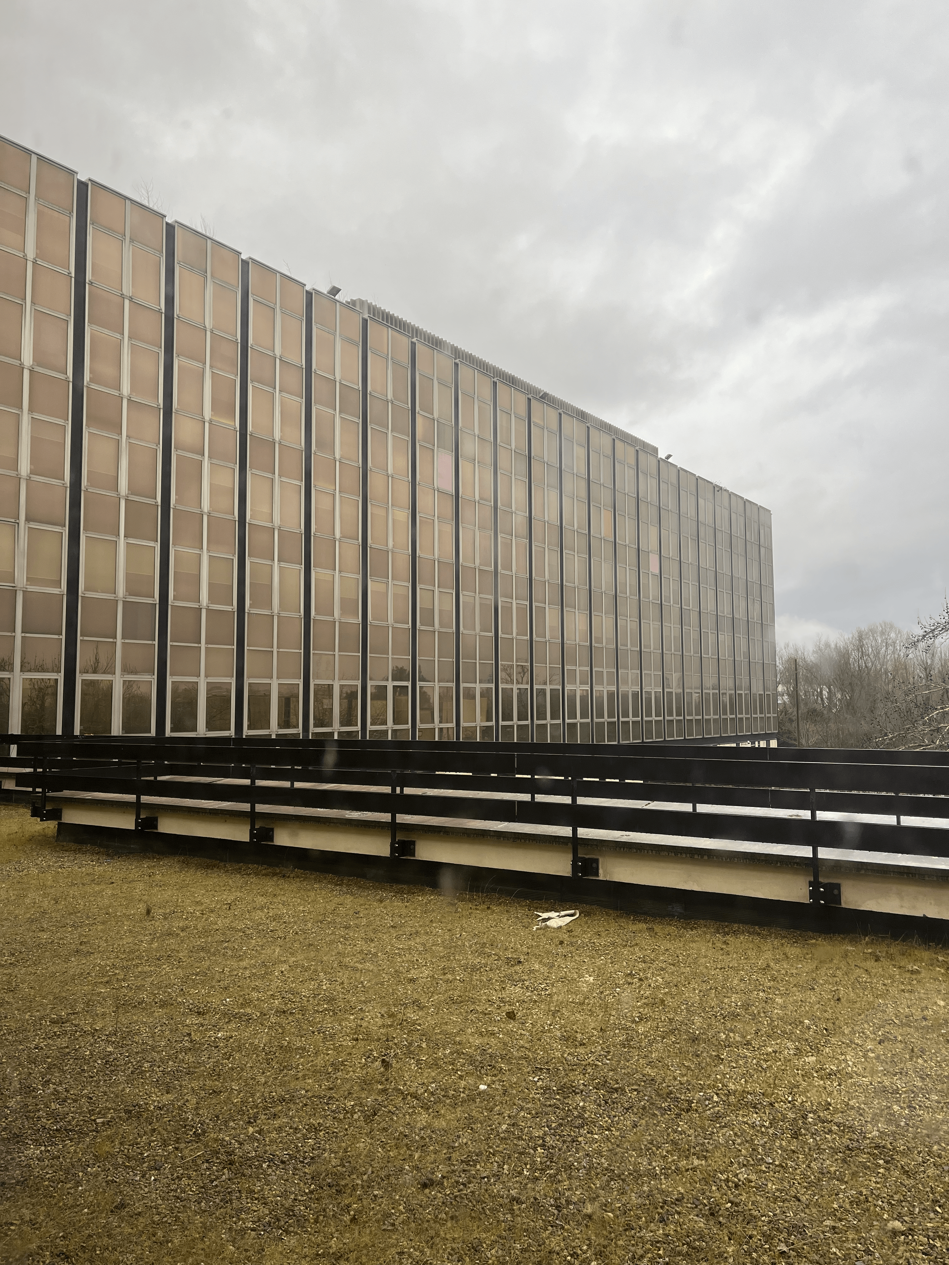 Composition architecturale vitrée depuis la toiture terrasse 