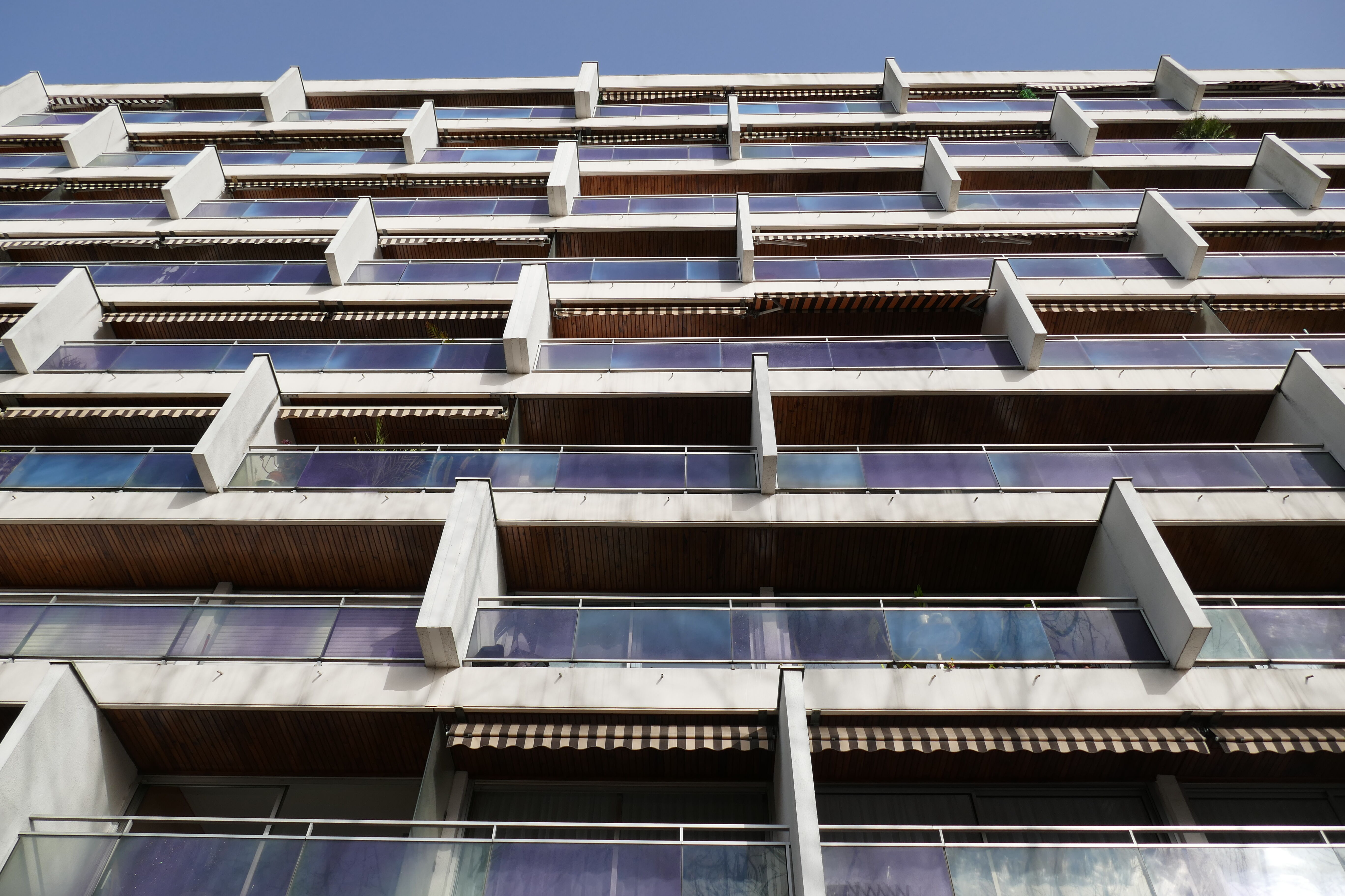 Détail des balcons de la façade sud.