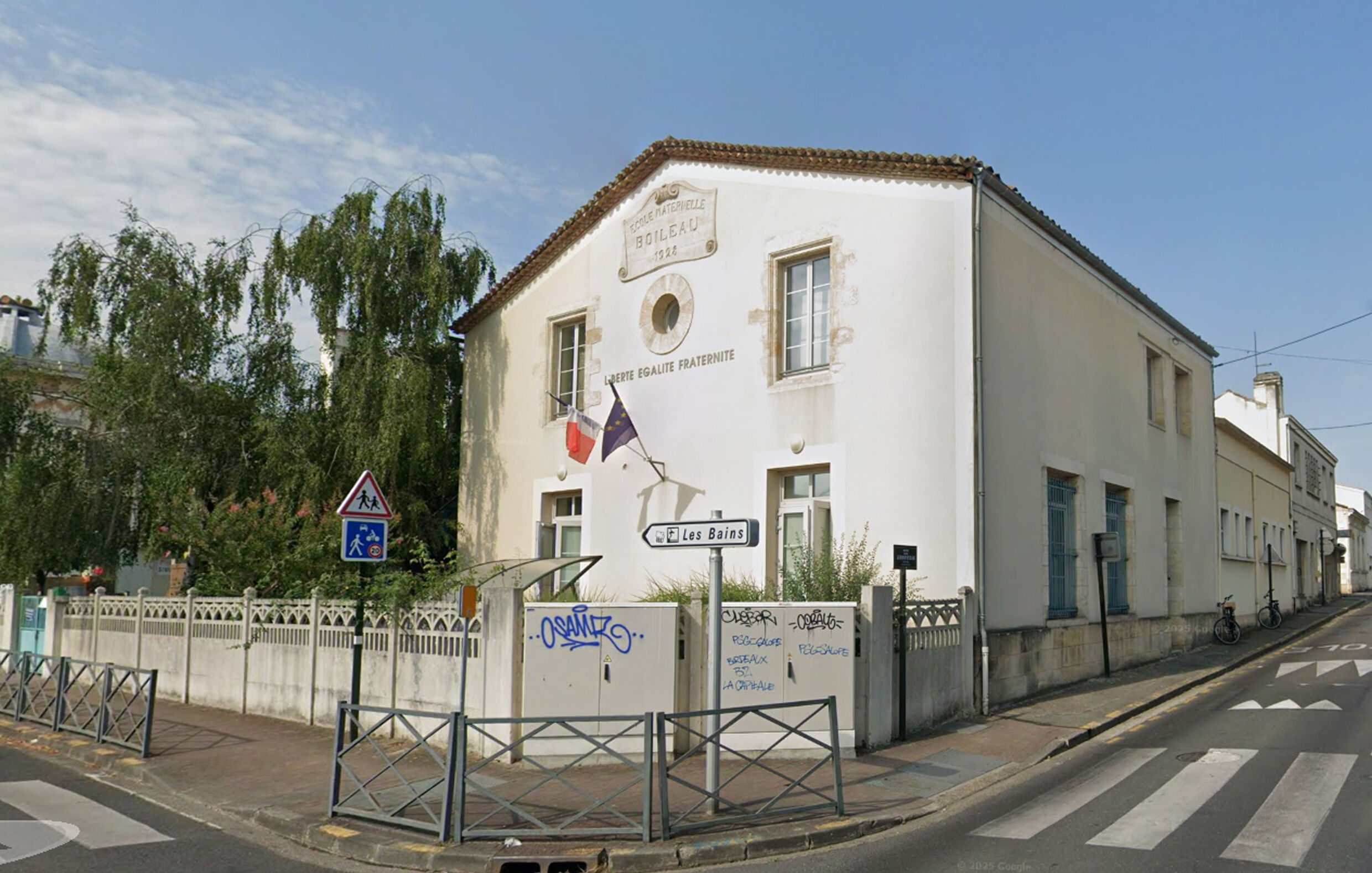 façade principale de l'école