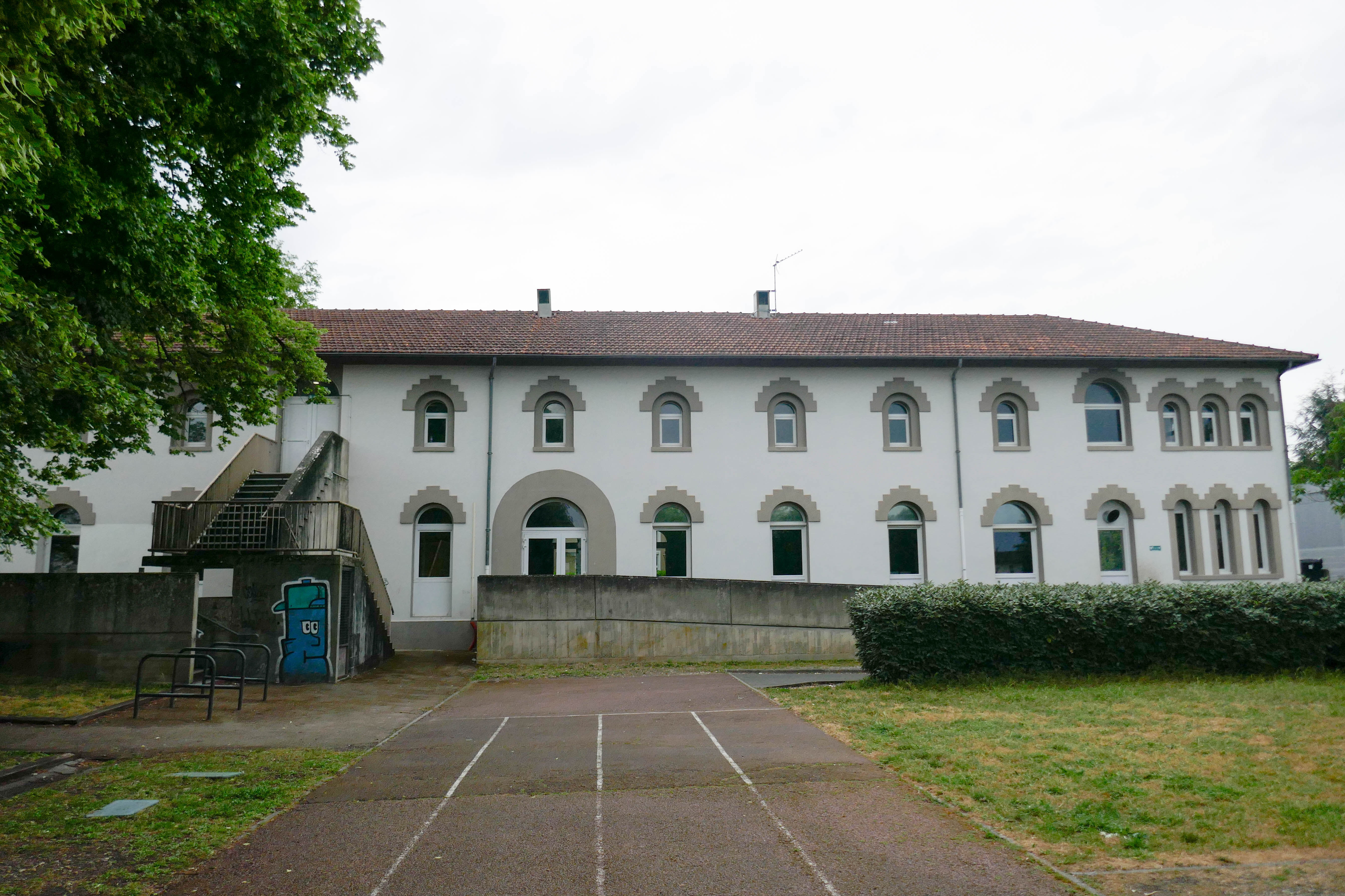 Façade principale du couvent