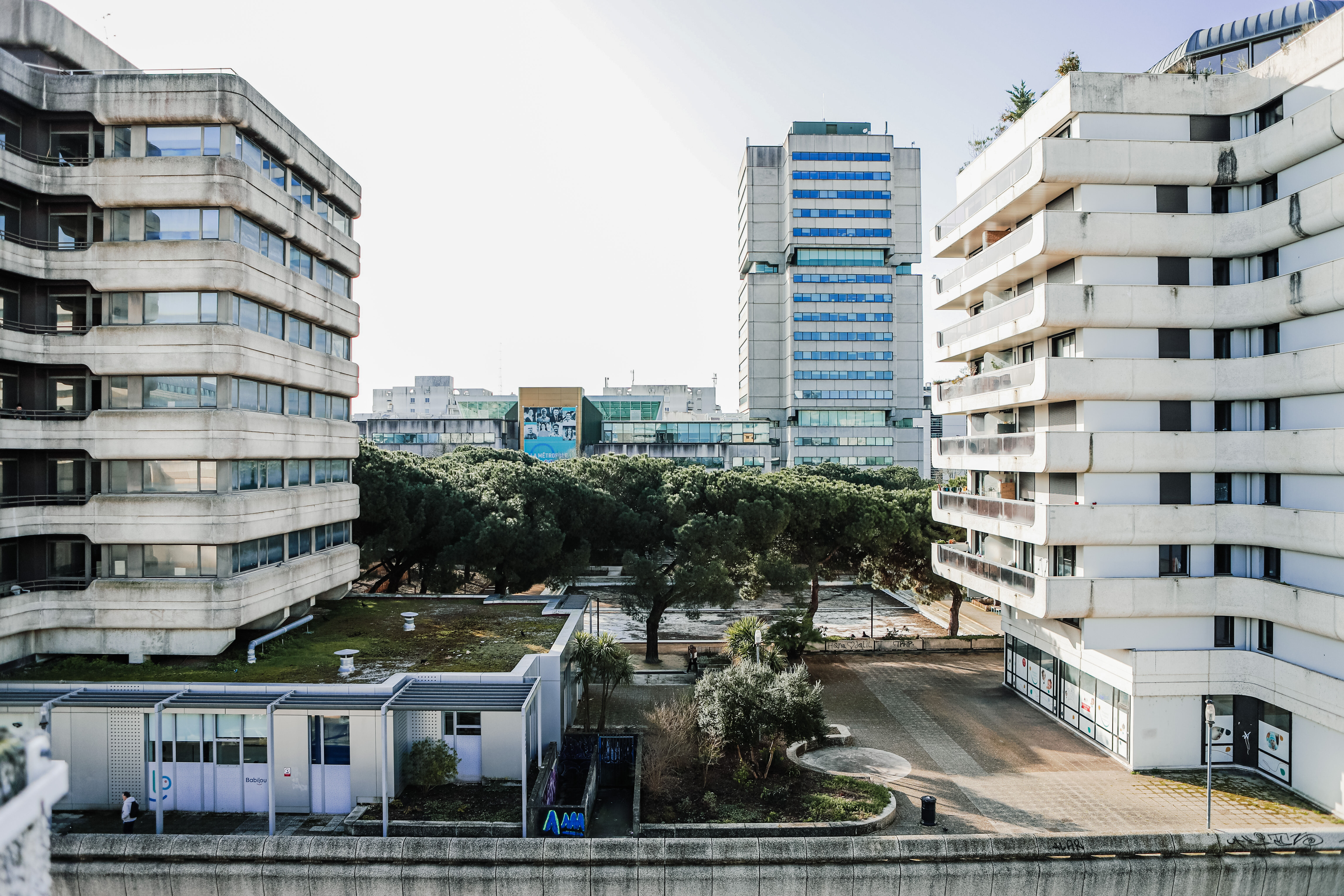 Vue de Mériadeck depuis le parking du centre commercial