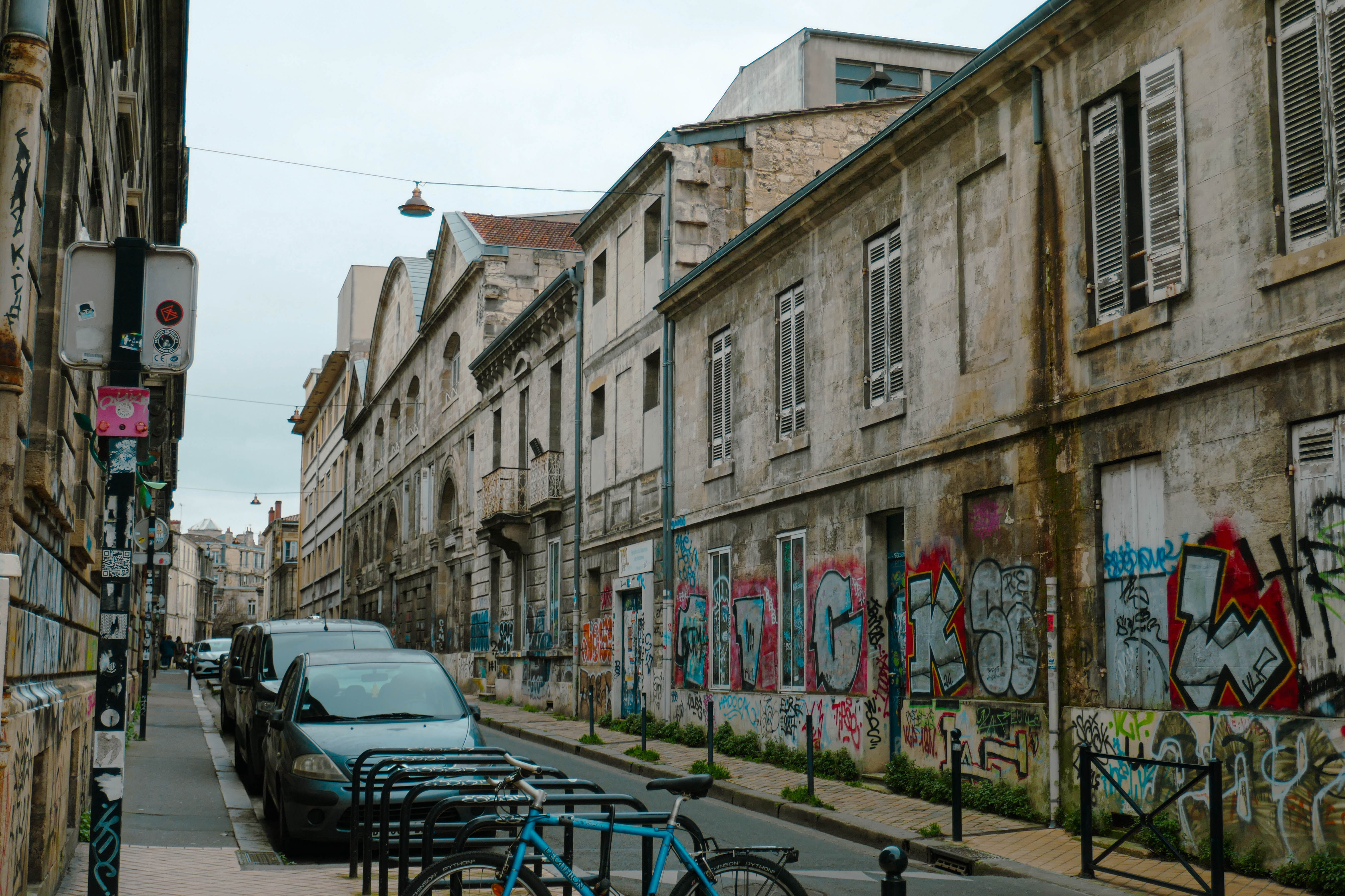 Vue des façades depuis la rue Paul Broca