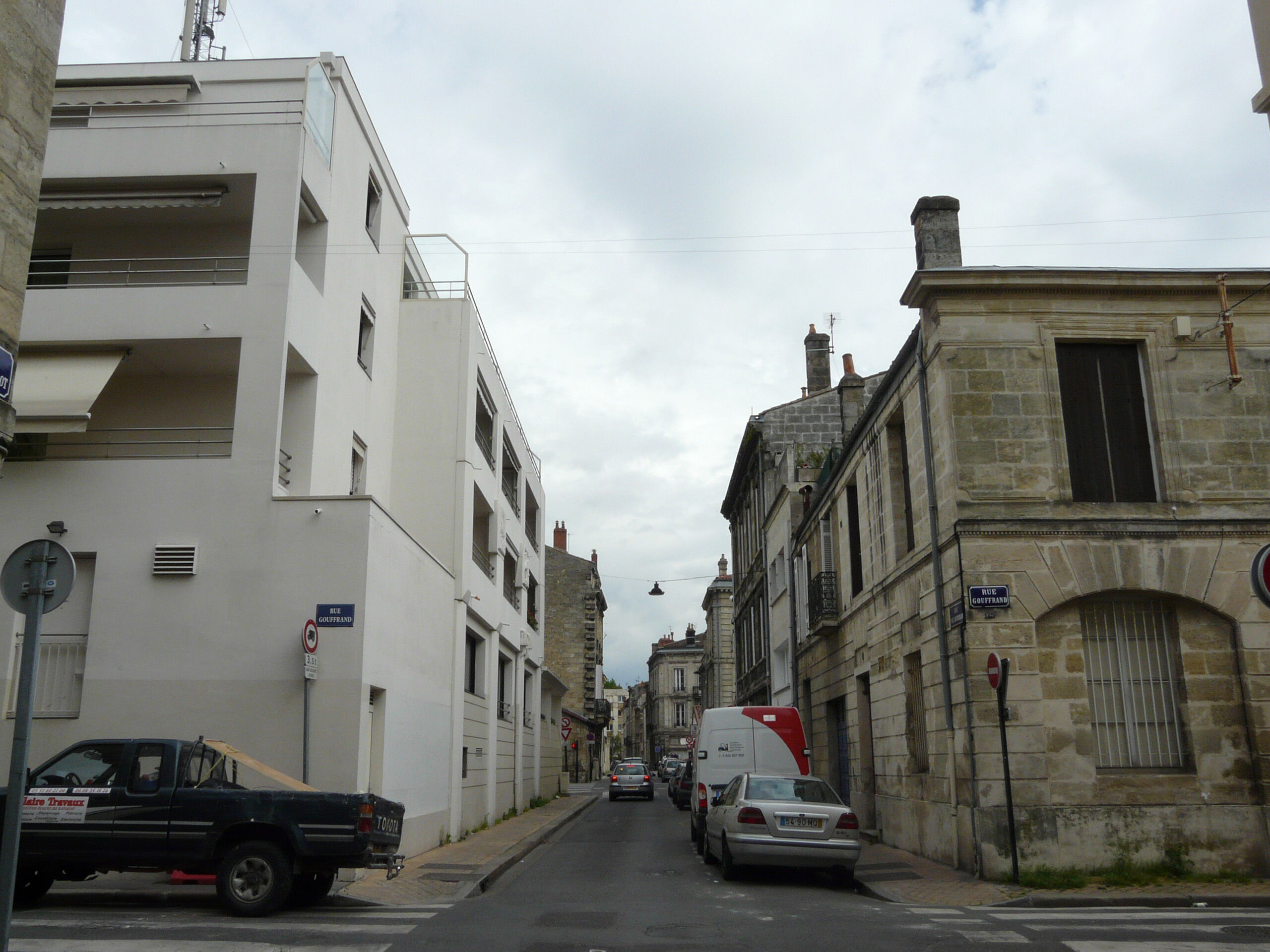 Façade depuis l'angle rue Gouffrand et rue Berthelot