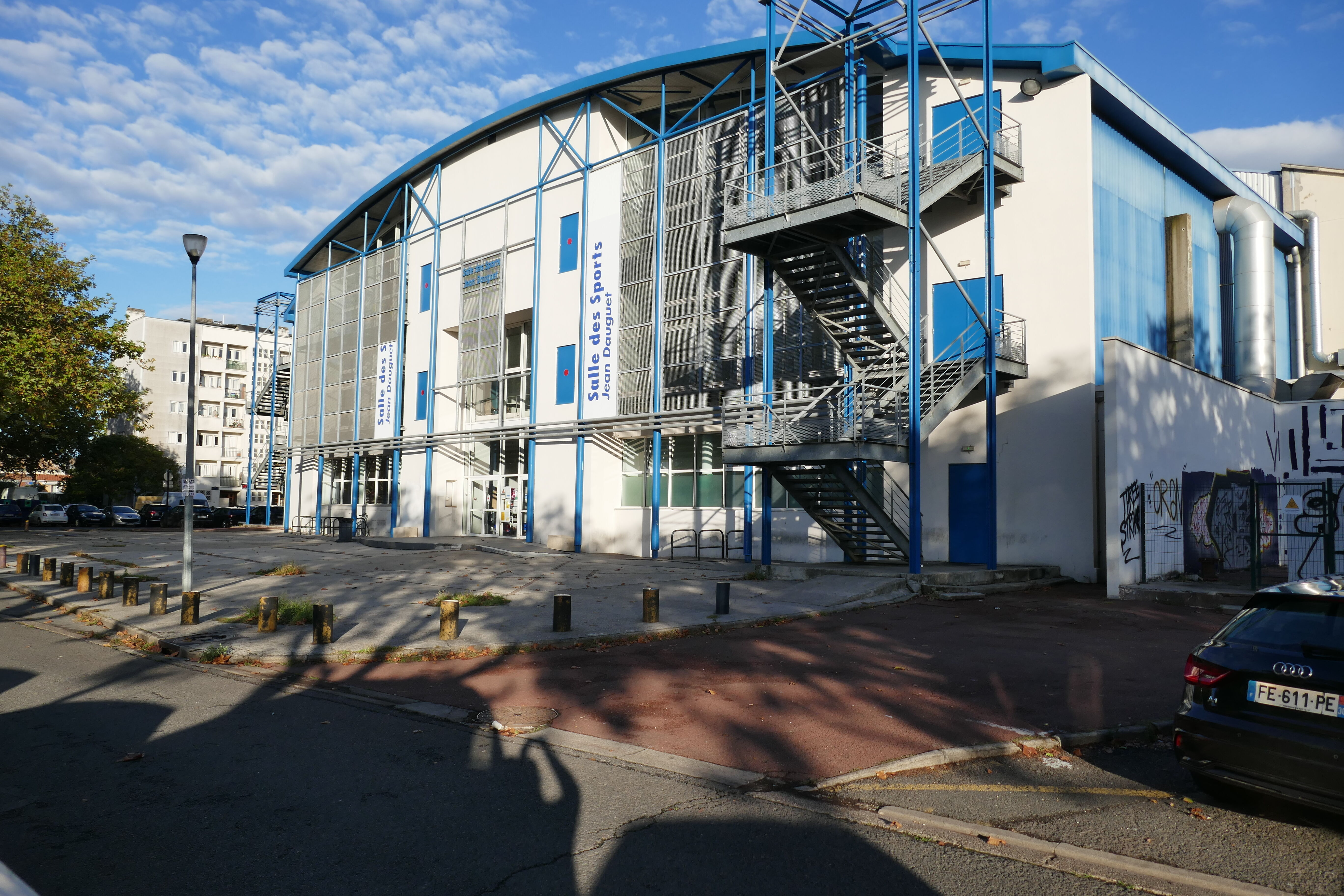 Vue de la nouvelle façade d'entrée